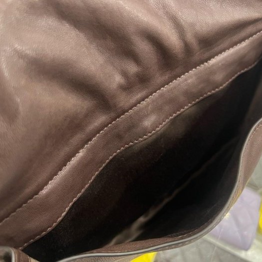 東區正精品㊣MIU MIU 5BG335 Utilitaire咖啡色仿舊牛皮吸釦拉鍊手提包斜背包肩背包兩用包 RZ6412-13