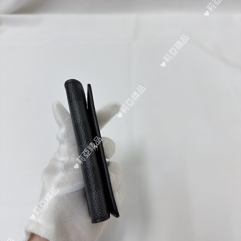 莉亞精品♡ Lv 棋盤格釦式卡夾 黑灰 二手美夾-6
