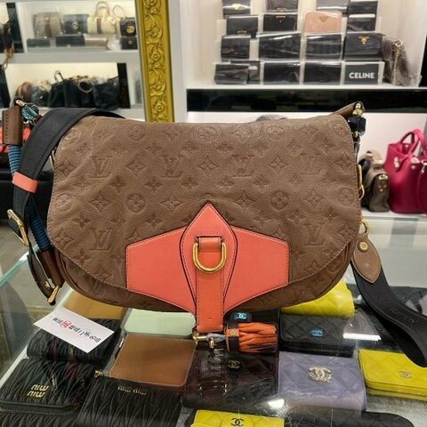 東區正精品㊣LV M40371 Underground Messenger Mastic 咖啡色全皮壓紋流蘇郵差包斜背包RA1861