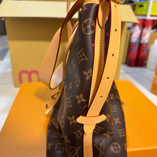 LV-MM近全新包裝都完整-17