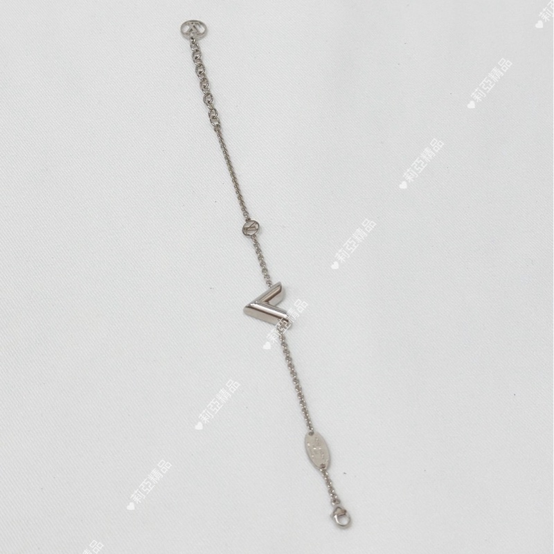 莉亞精品♡ LV M63198 V字手鏈 銀  二手-1