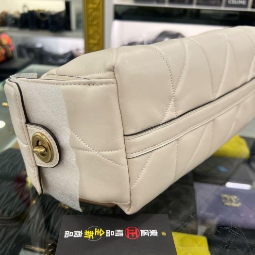 東區正精品㊣COACH JULIET 25 全新粉筆白色全皮金扣拉鍊肩背包斜背包三用包 RZ6413-3