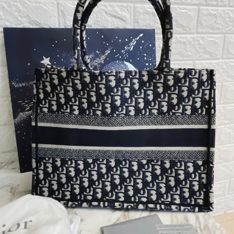 近新激甜價✨ 迪奧 CHRISTIAN DIOR Book Tote 中型老花刺繡托特包Oblique 防塵袋/保證卡-4
