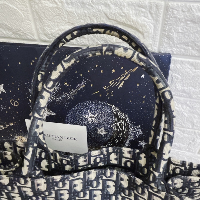 近新激甜價✨ 迪奧 CHRISTIAN DIOR Book Tote 中型老花刺繡托特包Oblique 防塵袋/保證卡-5