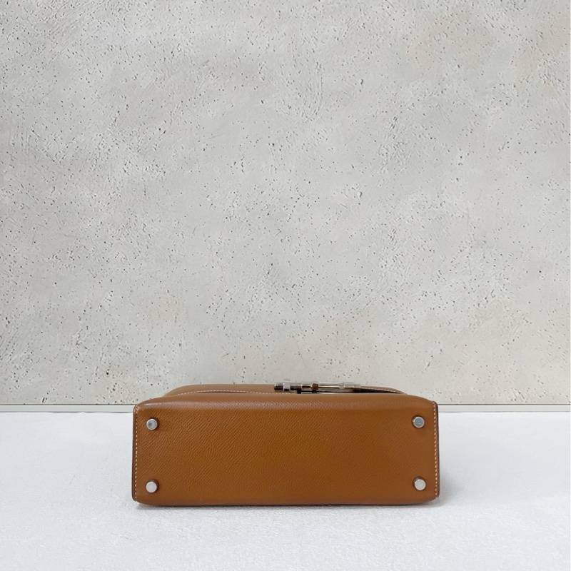 Hermes Verrou 23 手槍包 金棕銀扣-4