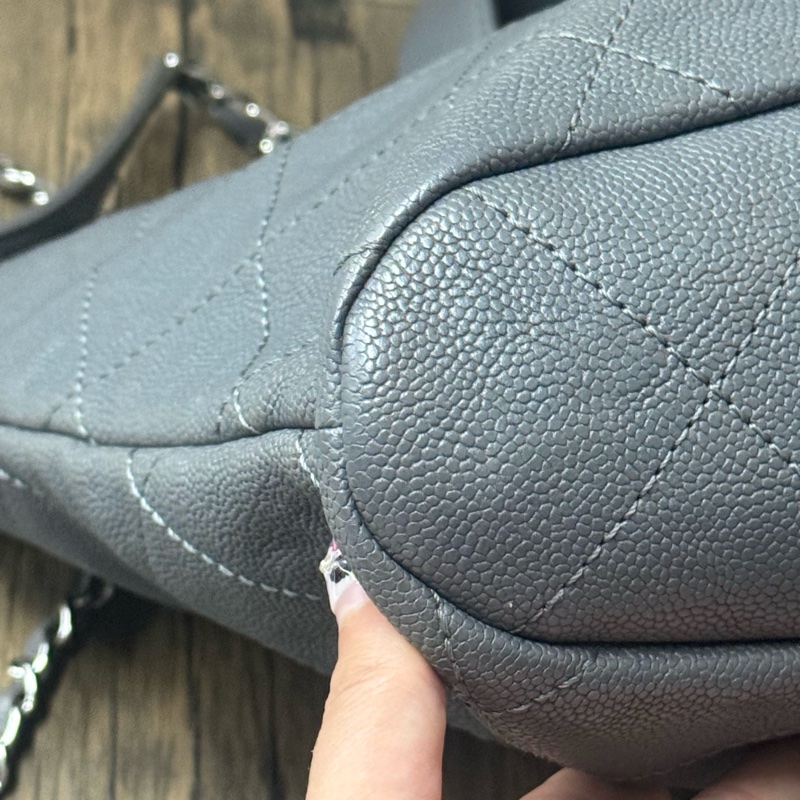 香奈兒/Chanel 灰色菱格紋托特手提單肩包 牛皮魚子醬 97新-7