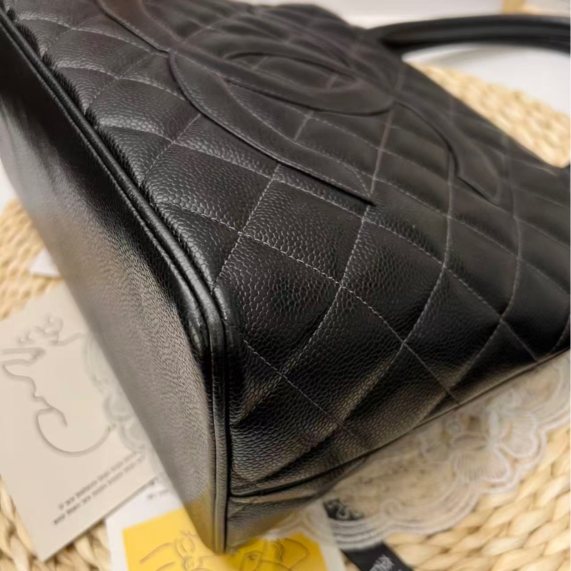 Chanel Medallion Tote bag（金幣包）-10