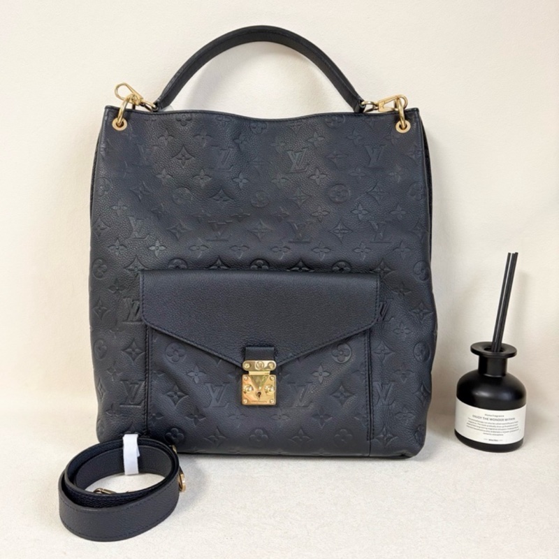 Louis Vuitton路易威登MetisHobo🍒泫雅同款全皮壓紋手提肩背斜挎包-8