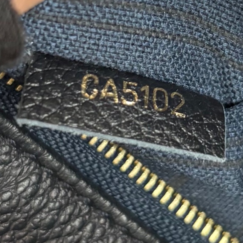 Louis Vuitton路易威登MetisHobo🍒泫雅同款全皮壓紋手提肩背斜挎包-13