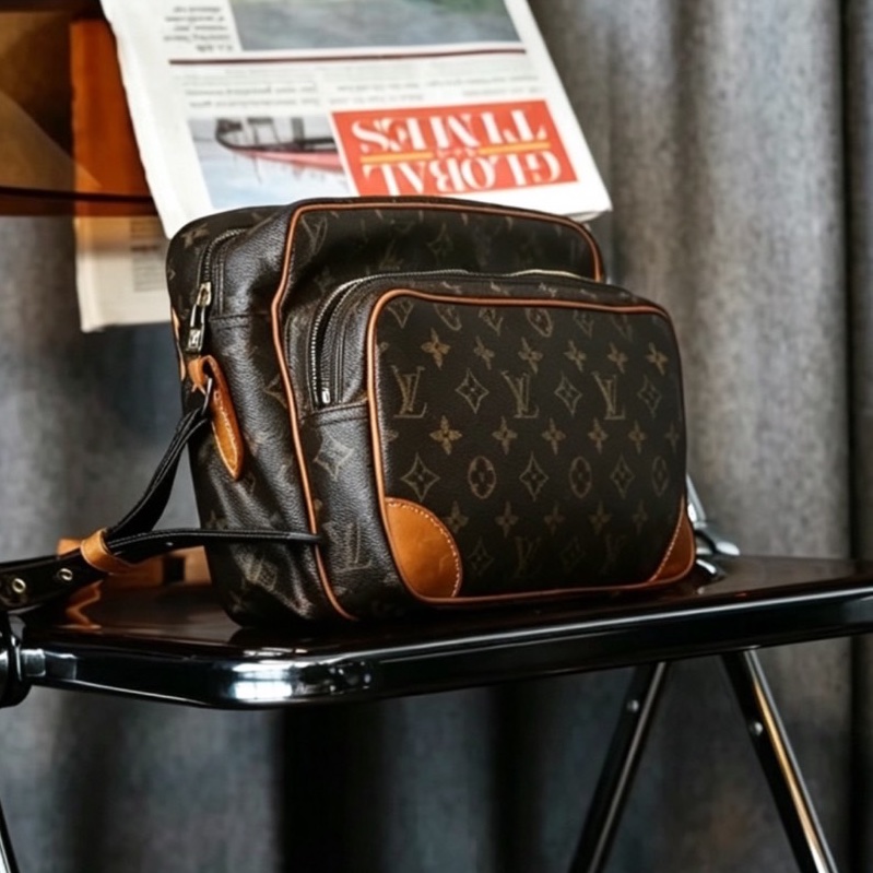 LouisVuitton 路易威登經典老花橫版雙層相機包-3