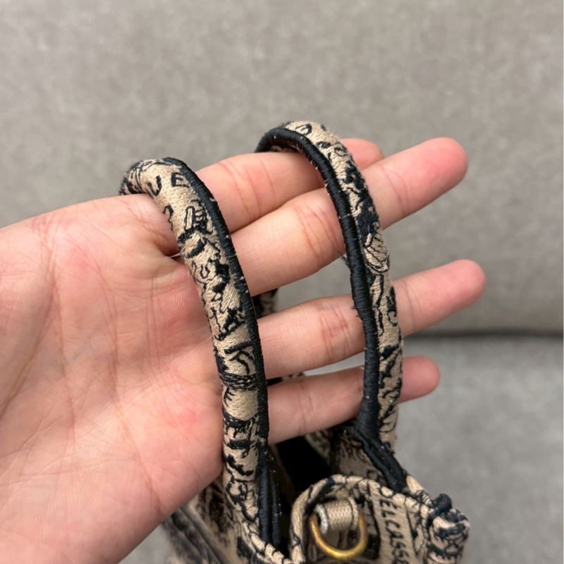 DIOR 地圖刺繡mini tote-7