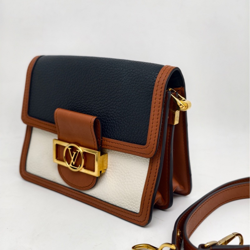 LV達芙妮小號單肩斜挎包-3