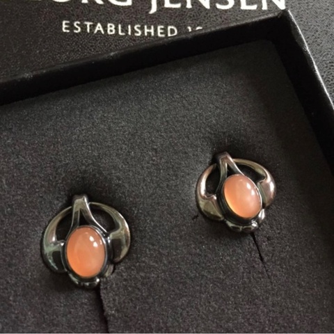 Georg Jensen 喬治傑生2006 年度耳環（夾式，橘月光石）