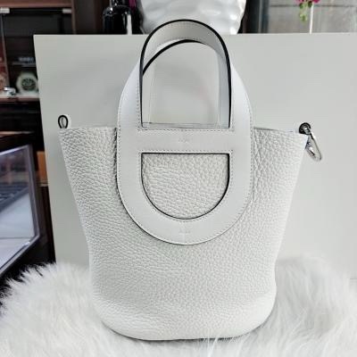 Hermes/愛馬仕 白色In the loop 18豬鼻子菜籃子-1