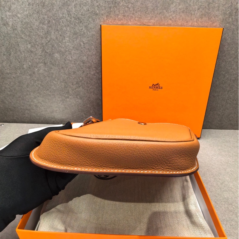 Hermes愛馬仕 金棕銀扣 perspective cavaliere21歪歪包 U刻 H皮-4