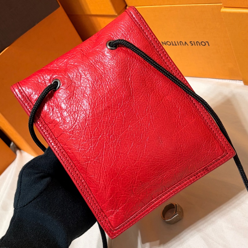 ‼️全台最甜 Balenciaga 巴黎世家 紅皮革 肩背斜背包/手機包-9