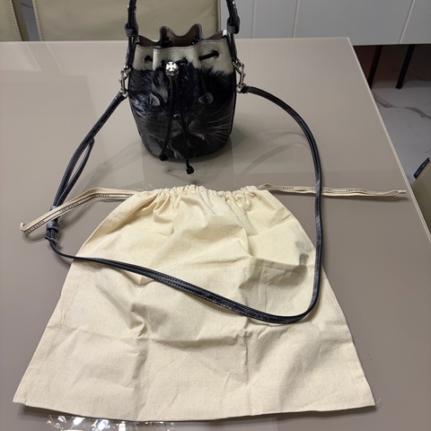 Tory Burch米灰黑三色漸層貓咪圖案肩背手提水桶包