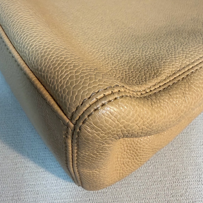 Chanel 香奈兒 vintage 奶茶手提包 金色皮穿鏈 30*23*8-15