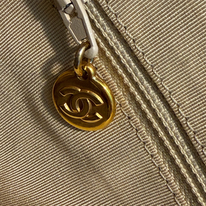 Chanel 香奈兒 vintage 奶茶手提包 金色皮穿鏈 30*23*8-20