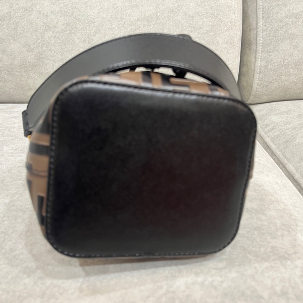 FENDI Mon Tresor 芬迪迷你水桶手提包-7