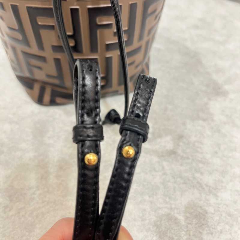 FENDI Mon Tresor 芬迪迷你水桶手提包-11