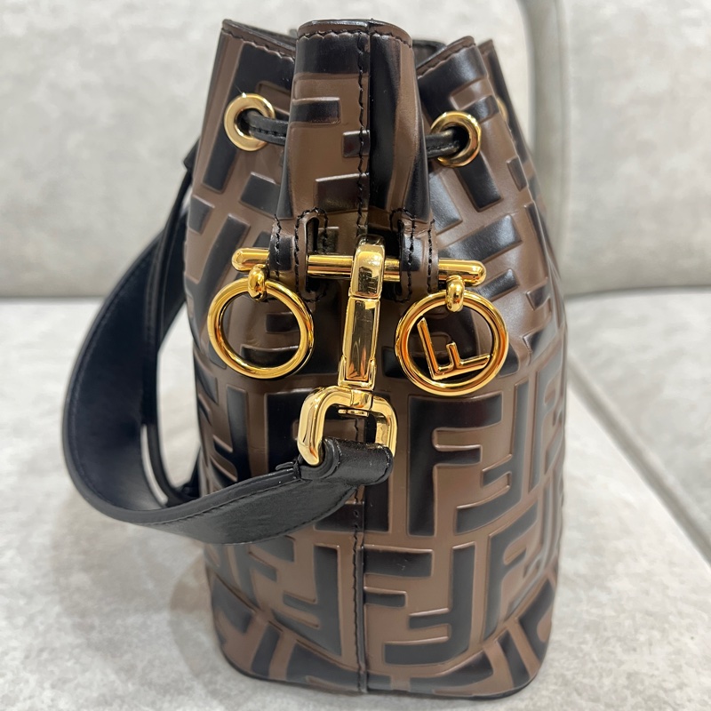 FENDI Mon Tresor 芬迪迷你水桶手提包-12