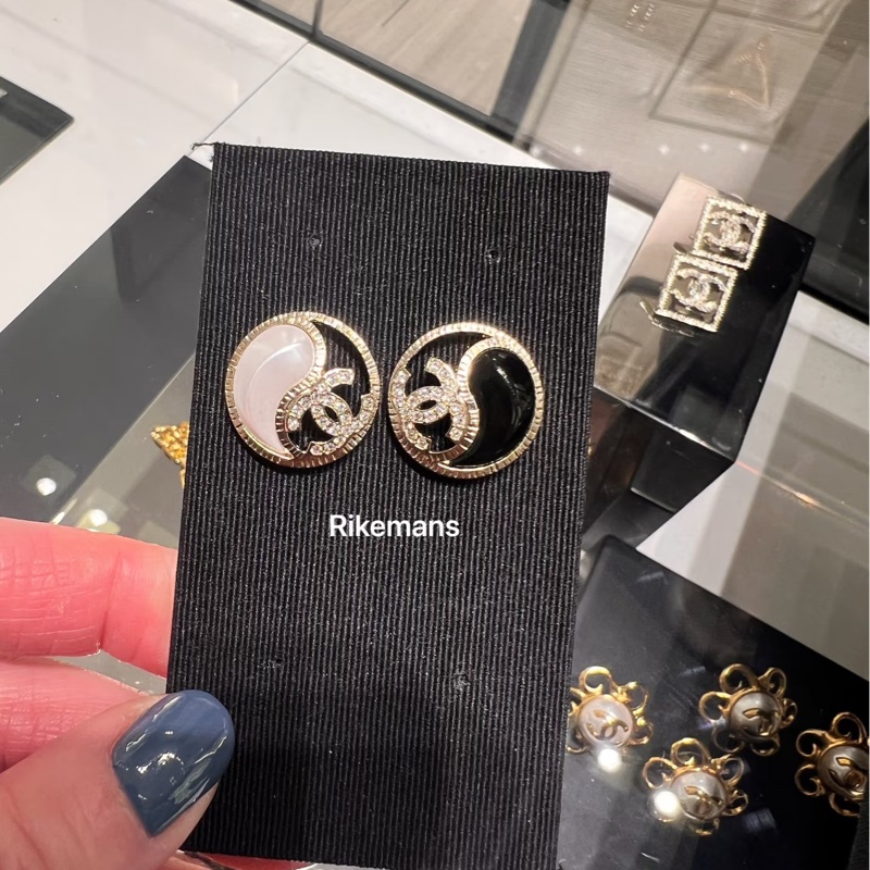 全新全配❤️ 香奈兒 #耳環 #太極 #水鑽 #耳釘-2