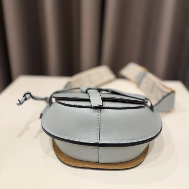 （極新美包）Loewe Gate mini馬鞍包珍珠灰-2