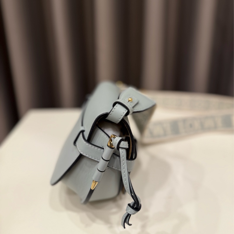 （極新美包）Loewe Gate mini馬鞍包珍珠灰-4