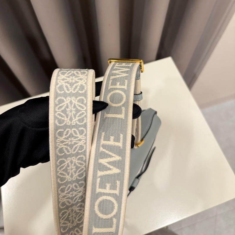 （極新美包）Loewe Gate mini馬鞍包珍珠灰-7