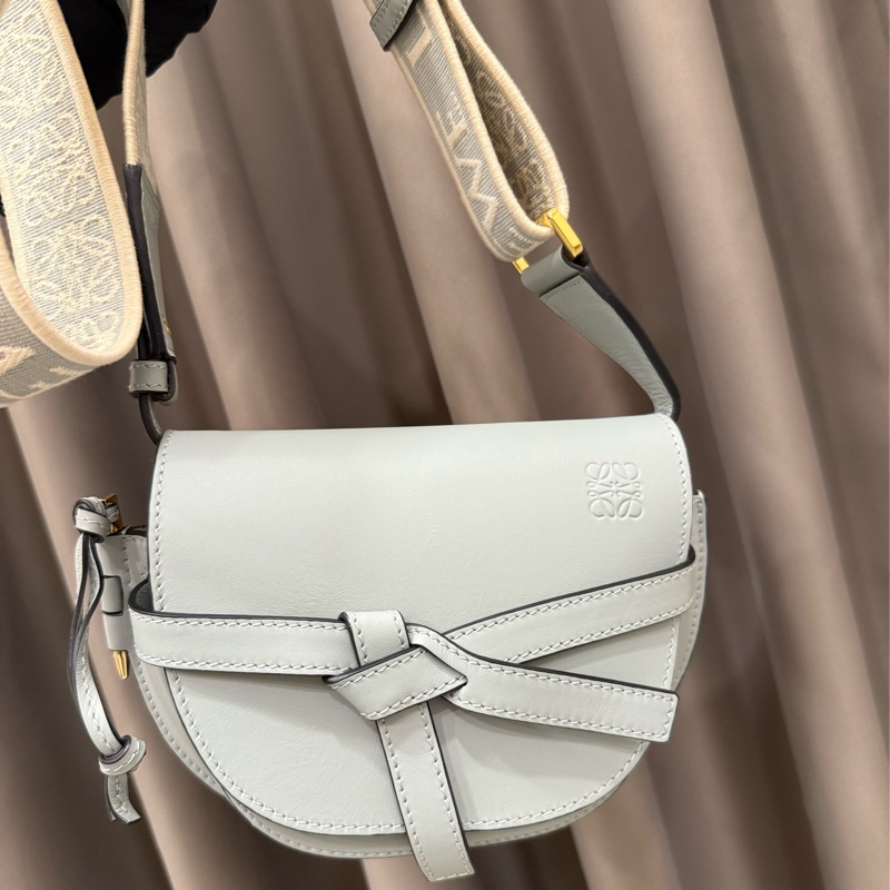 （極新美包）Loewe Gate mini馬鞍包珍珠灰-8