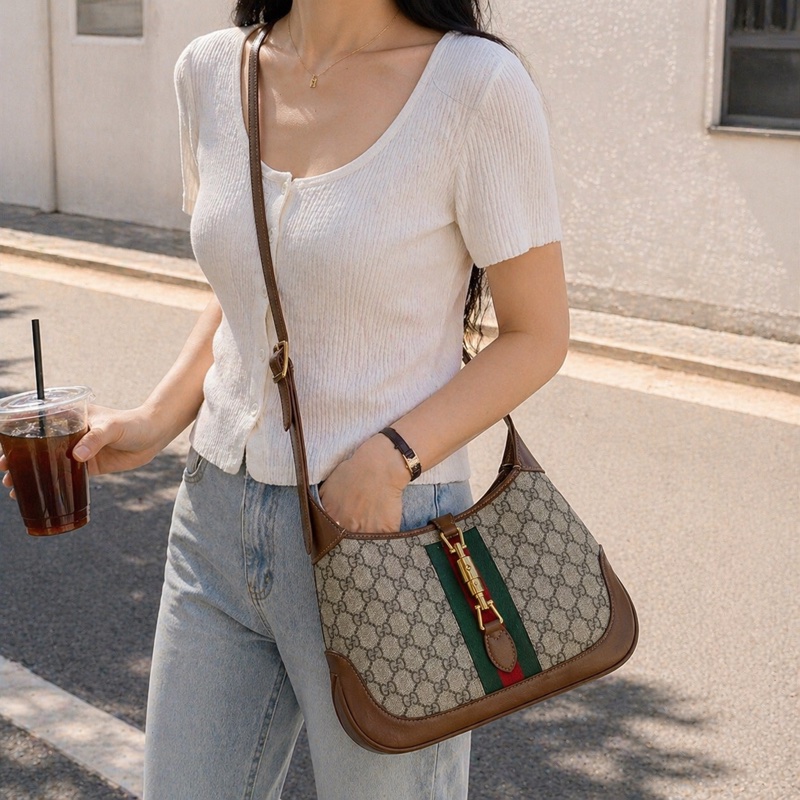 914intheair『全新閒置』IU李知恩同款Gucci Jackie 1961 賈姬包small小號老花-3