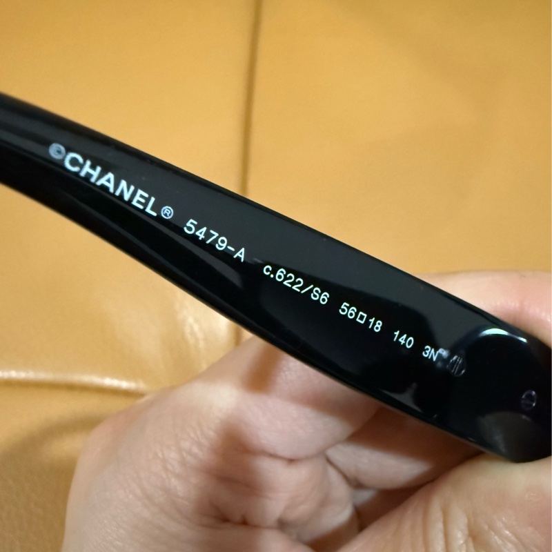 CHANEL 香奈兒 愛心珍珠花黑框墨鏡/太陽眼鏡 23年新款5479A-9