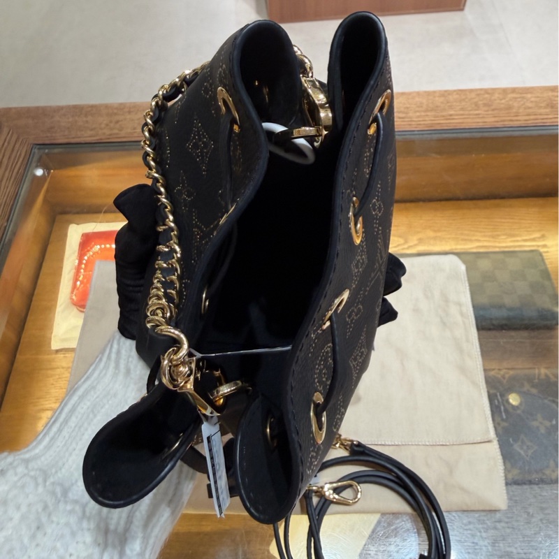 Louis Vuitton 路易威登 月光女神 黑金小水桶 附件：塵袋 肩帶-5