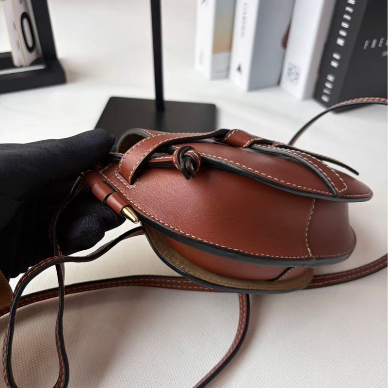 LOEWE 羅意威 Gate mini焦糖色馬鞍包 尺寸15*12.5*8🈚附件-3