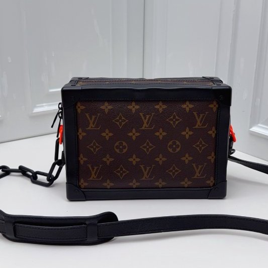 路易威登/Louis Vuitton  Soft Trunk 中號軟盒子包-6