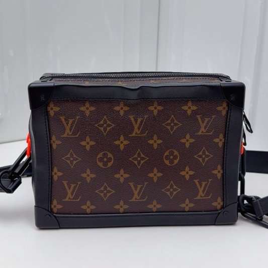 路易威登/Louis Vuitton  Soft Trunk 中號軟盒子包-7