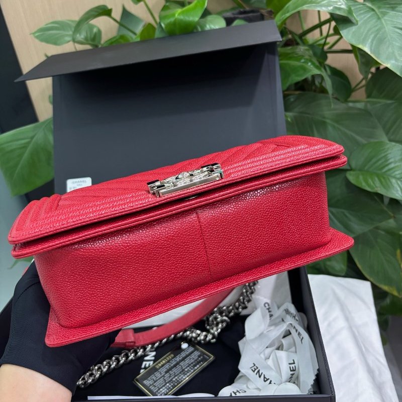 香奈兒/Chanel 深紅色荔枝紋牛皮V紋leboy中號鏈條包-4