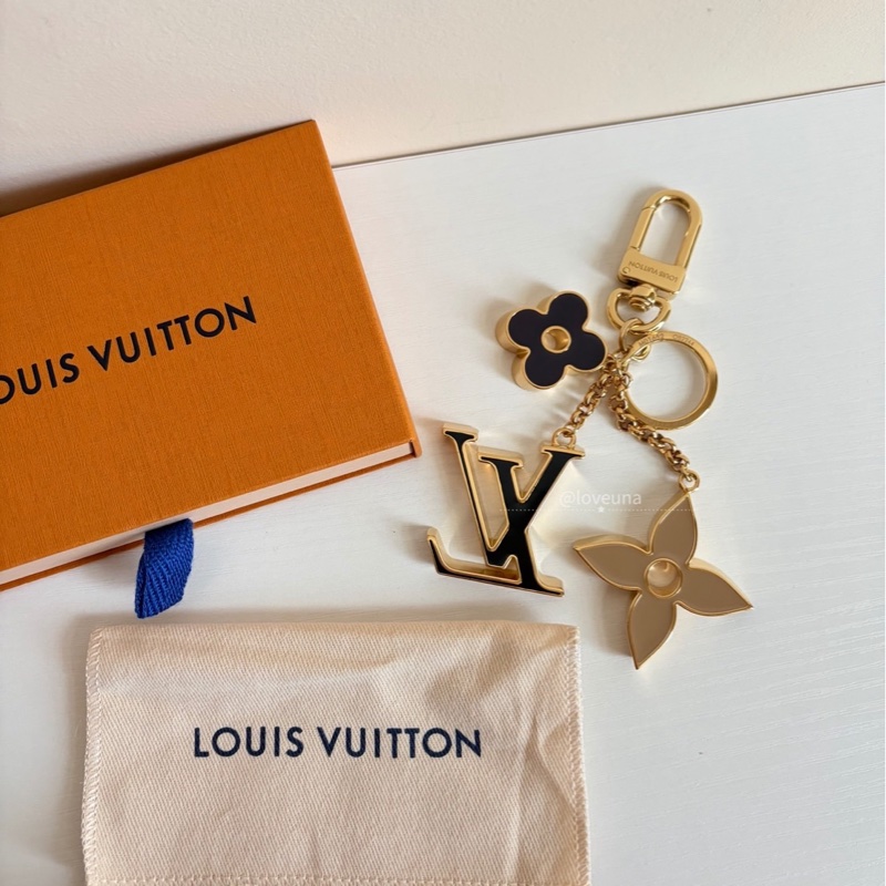 ❣️【NS級-全新閒置品】 LV 三合一鑰匙扣掛件-0