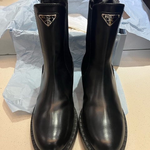 PRADA 切爾西短靴