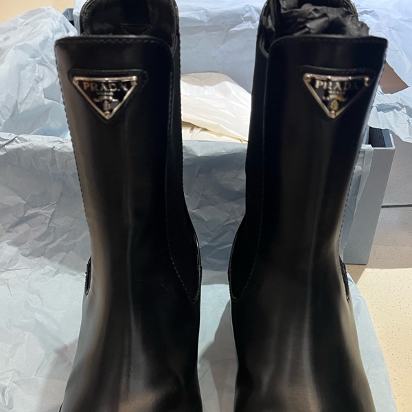 PRADA 切爾西短靴-10