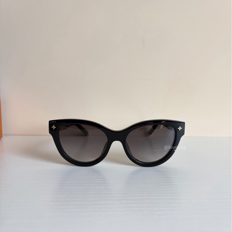 ❣️【NS級-全新閒置品】 LV黑貓眼墨鏡#Z1908E-0