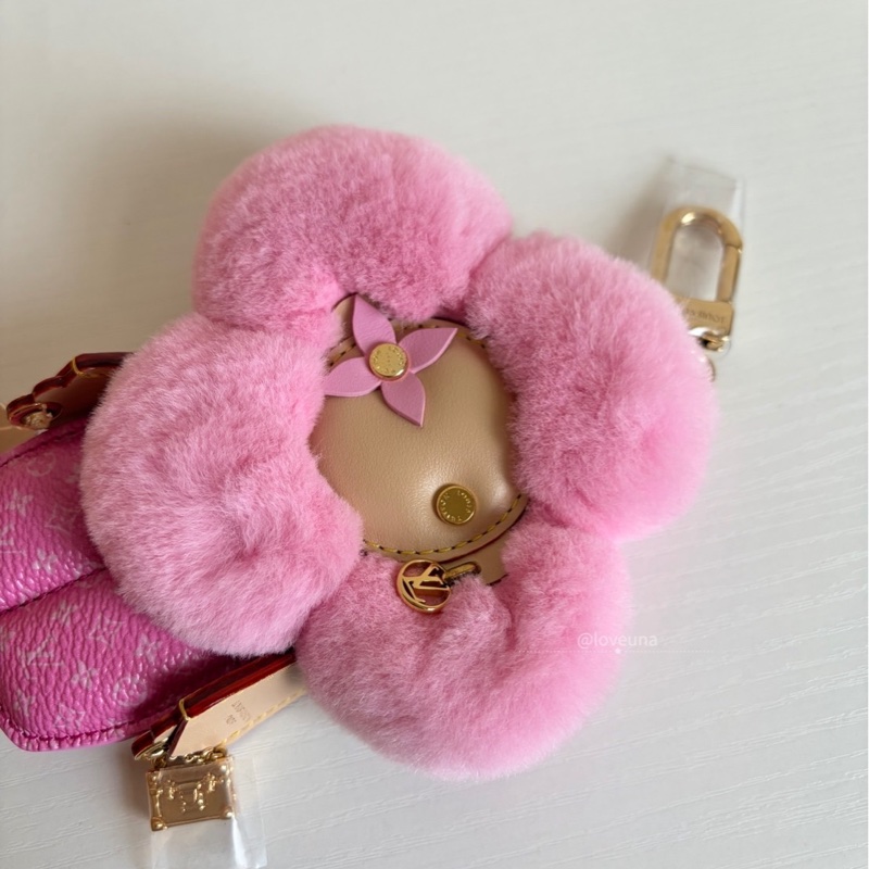 ❣️【NS級-全新閒置品】 LV粉紅淑女Vivienne掛飾-3