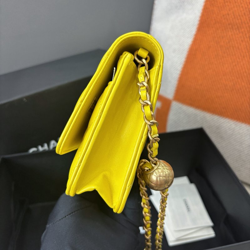 閒置新 香奈兒/Chanel 黃色金球woc鏈條包 芯片款-2