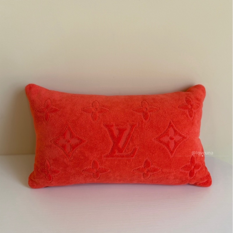❣️【NS級-全新閒置品】 LV橘紅長抱枕-1