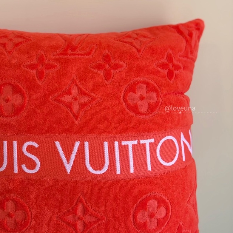 ❣️【NS級-全新閒置品】 LV橘紅正方抱枕-2