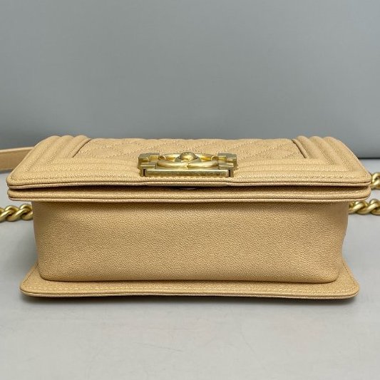 香奈兒/Chanel Leboy小號牛皮荔枝紋金扣奶茶色包-5