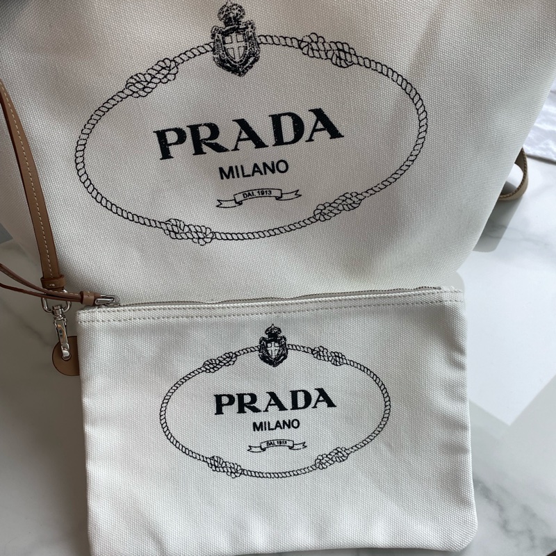 Prada 扇形沙灘包 奶白色-9