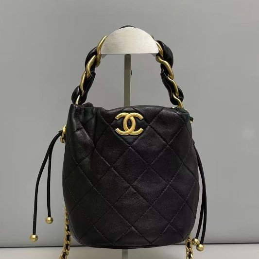 香奈兒/Chanel 黑金全皮菱格抽繩粗鏈條水桶包-5