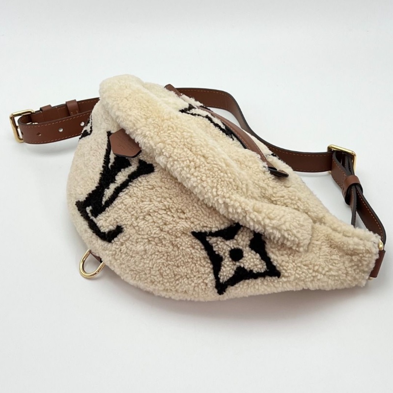 LV 羊羔毛bumbag泰迪熊腰包38*18*16 9新 配件塵袋-6